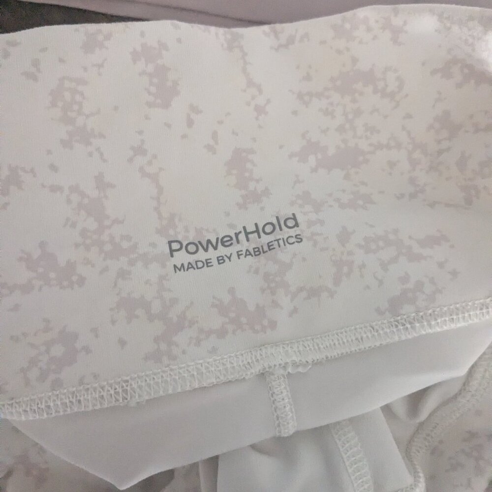 Fabletics Powerhold Workout Set - Picture 6 of 7